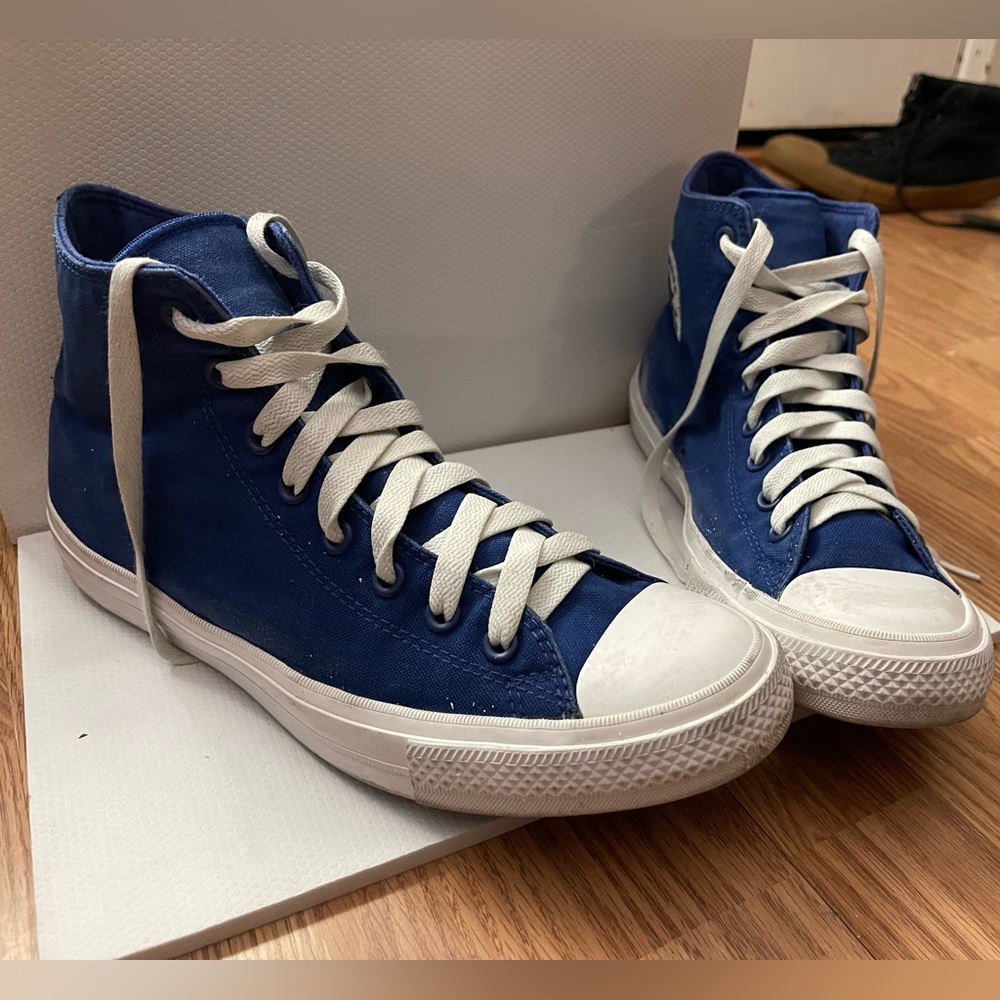 Another pair I love they are converse CTAS great pair great condition